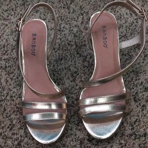 Gold high heels from a brand called bamboo. Size 6 1/2 (36 1/2)